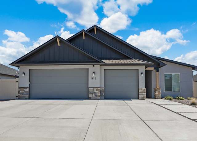 Property at 512 Desert Peach St, Clifton, CO 81520, 3 beds, 2 baths