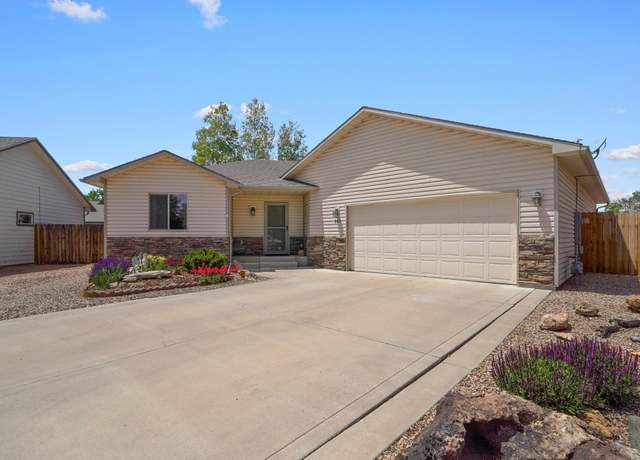 Property at 247 Silverton Ct, Grand Junction, CO 81503, 3 beds, 2 baths
