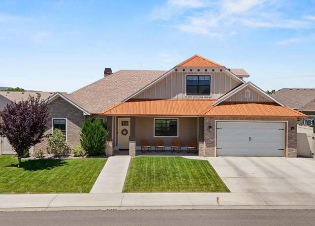 Property at 823 Apple Glen Dr, Grand Junction, CO 81505, 4 beds, 3 baths