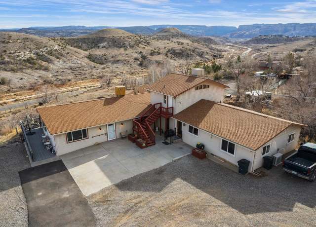 Property at 393 Mesa Vista Rd, Grand Junction, CO 81507, 6 beds, 5 baths