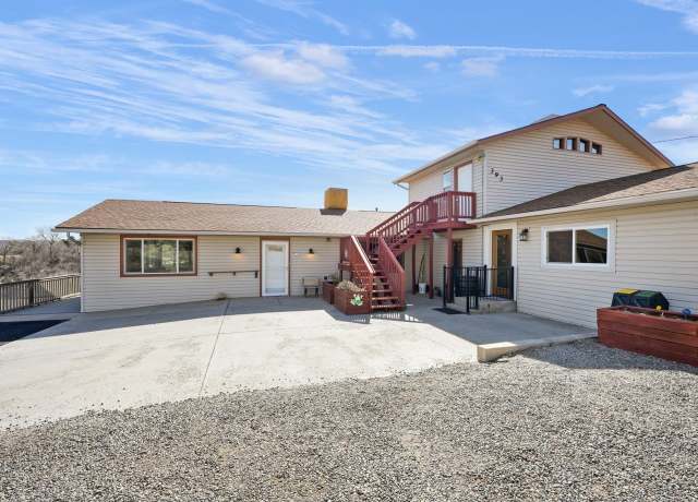 Property at 393 Mesa Vista Rd, Grand Junction, CO 81507, 6 beds, 5 baths