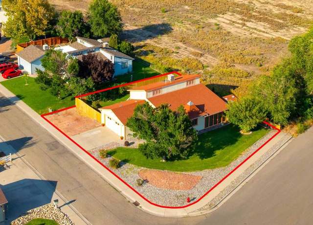Property at 526 Sunburst Ct, Grand Junction, CO 81504, 4 beds, 2 baths