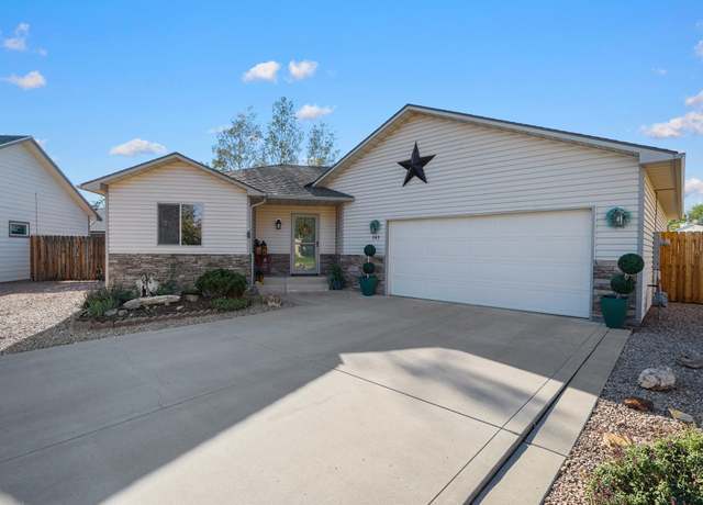 Property at 247 Silverton Ct, Grand Junction, CO 81503, 3 beds, 2 baths