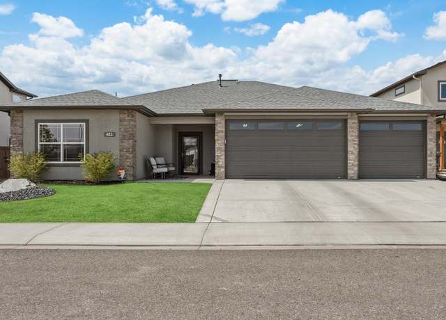 Property at 421 Brealyn Ct, Grand Junction, CO 81504, 3 beds, 3 baths