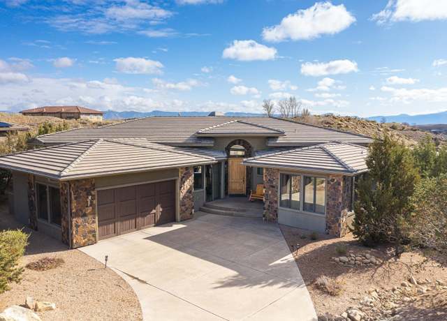 Property at 340 Iron Horse Ct, Grand Junction, CO 81507, 4 beds, 3 baths