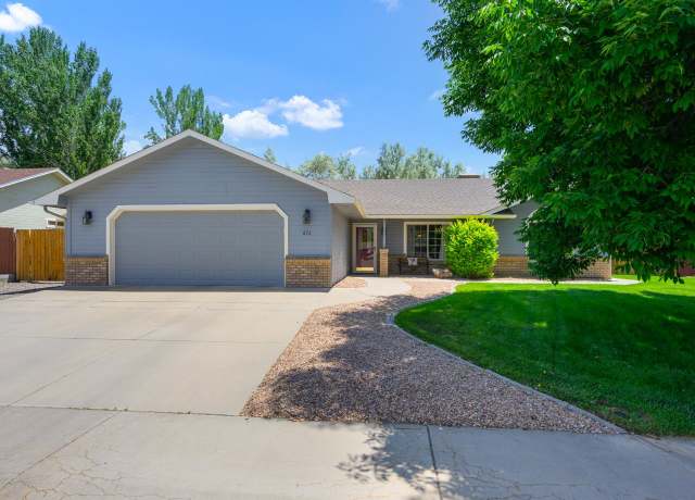 Property at 672 Kapota St, Grand Junction, CO 81505, 3 beds, 3 baths