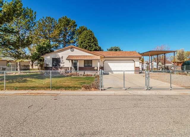 Property at 243 Thistle Dr, Grand Junction, CO 81503, 3 beds, 2 baths