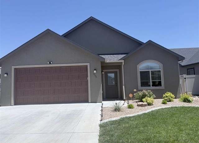 Property at 556 Red Cedar Way, Grand Junction, CO 81504, 3 beds, 2 baths