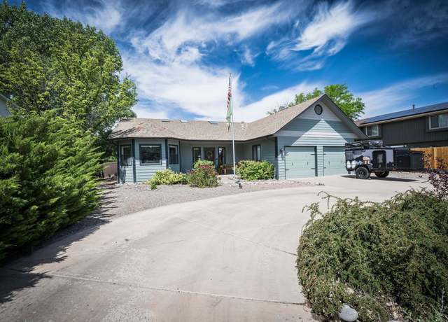 Property at 397 Ridgeway Dr, Grand Junction, CO 81507, 3 beds, 3 baths