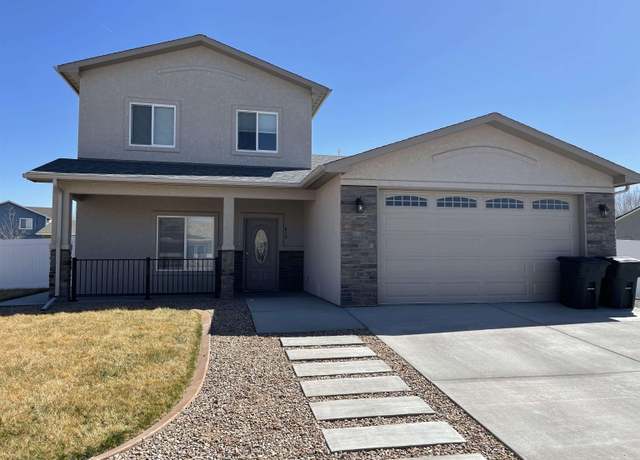 Property at 438 Clear Creek Dr, Grand Junction, CO 81504, 4 beds, 3 baths