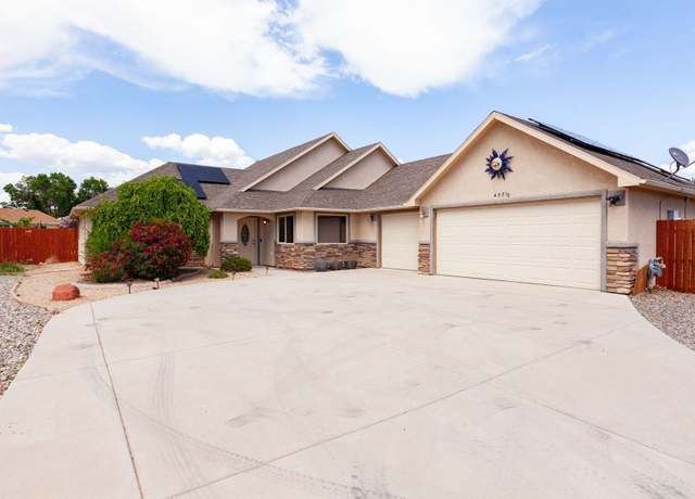 Property at 458 1/2 Davis Rd, Grand Junction, CO 81504, 4 beds, 2 baths