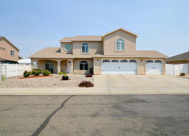 Property at 2868 Rock Creek Dr, Grand Junction, CO 81503, 4 beds, 3 baths