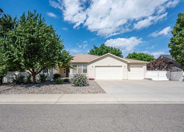 Property at 651 Challinor Ln, Grand Junction, CO 81504, 3 beds, 3 baths