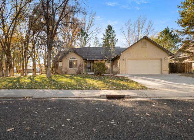 Property at 2049 Wrangler Way, Grand Junction, CO 81507, 3 beds, 2 baths