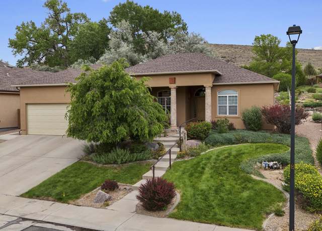 Property at 452 Athens Way, Grand Junction, CO 81507, 4 beds, 2 baths