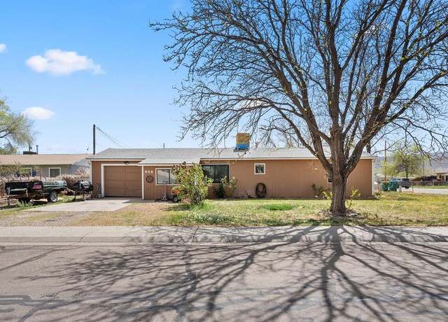 Property at 808 E Cleveland Ave, Fruita, CO 81521, 2 beds, 1 bath