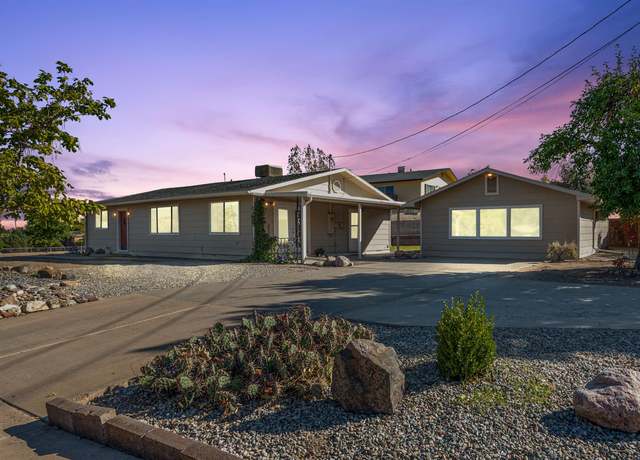 Property at 396 S Camp Rd, Grand Junction, CO 81507, 4 beds, 3 baths