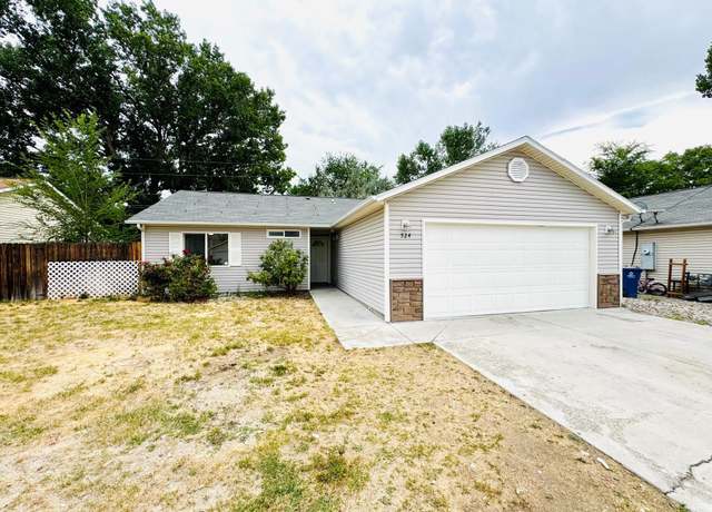 Property at 524 Autumn Breeze Dr, Clifton, CO 81520, 3 beds, 2 baths