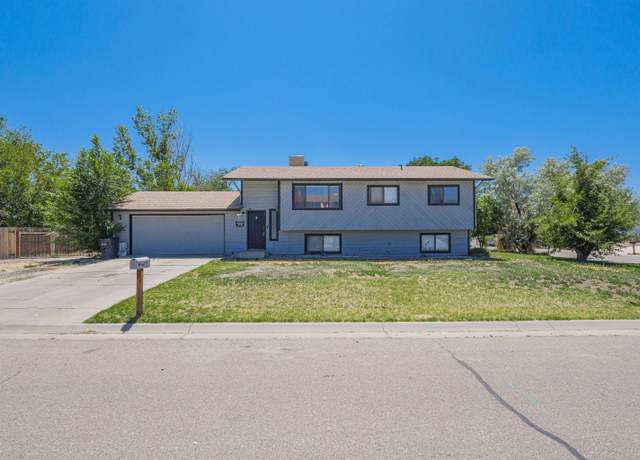 Property at 3119 Chipeta Ave, Grand Junction, CO 81504, 5 beds, 2 baths