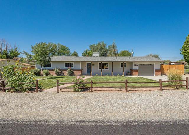 Property at 755 1/2 Flower St, Grand Junction, CO 81506, 3 beds, 2 baths