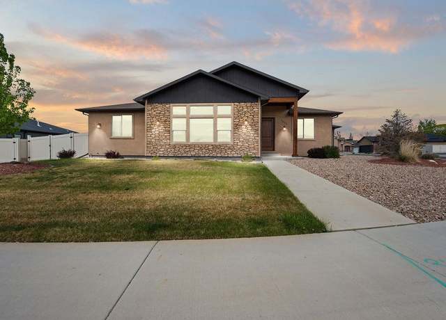 Property at 1055 Red Sky Rd, Fruita, CO 81521, 3 beds, 2 baths