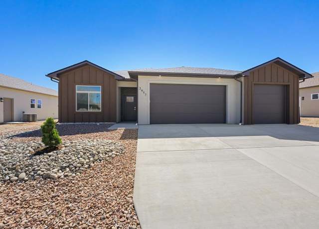 Property at 2957 Apollo Dr, Grand Junction, CO 81504, 3 beds, 2 baths