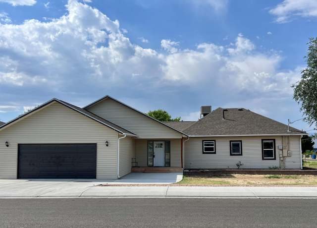 Property at 2951 Bret Dr, Grand Junction, CO 81504, 3 beds, 2 baths