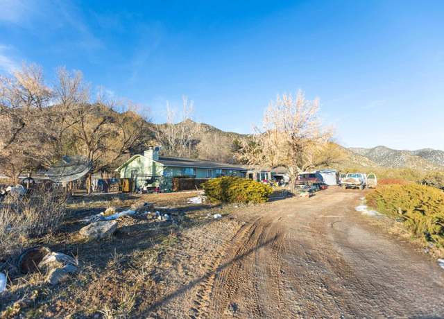Property at 2113 Odin Dr, Silt, CO 81652, 3 beds, 2 baths