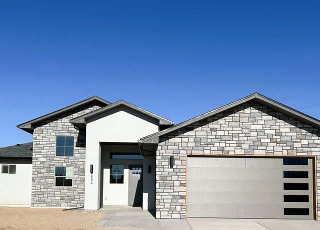 Property at 2594 Jay Ct, Grand Junction, CO 81505, 4 beds, 3 baths