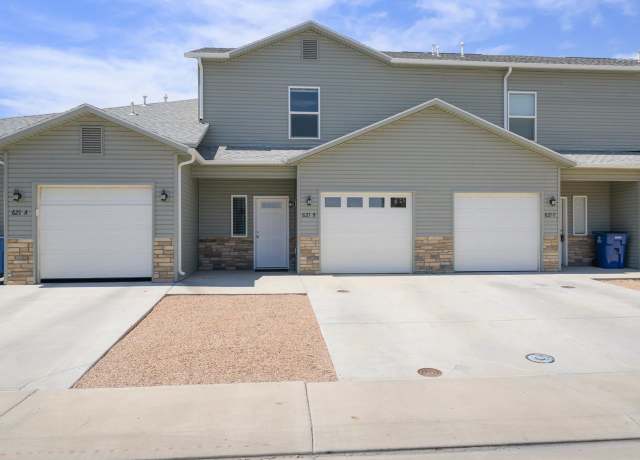 Property at 621 Zenith Ln Unit B, Grand Junction, CO 81505, 3 beds, 3 baths