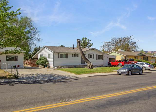 Property at 139 Independent Ave, Grand Junction, CO 81505, 5 beds, 2 baths