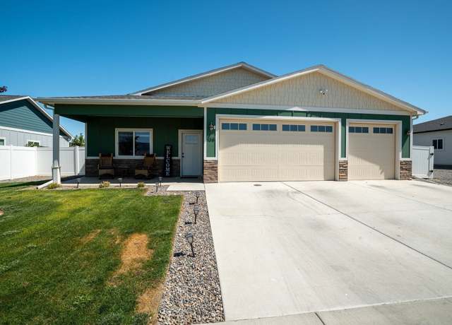 Property at 2138 Slope Creek Ave, Grand Junction, CO 81505, 3 beds, 2 baths