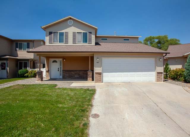 Property at 667 Serenity Ct, Grand Junction, CO 81505, 3 beds, 3 baths