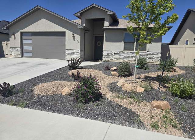 Property at 687 Eadin Ln, Grand Junction, CO 81504, 3 beds, 2 baths