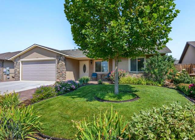 Property at 3152 Pear Pond Ct, Grand Junction, CO 81504, 3 beds, 2 baths