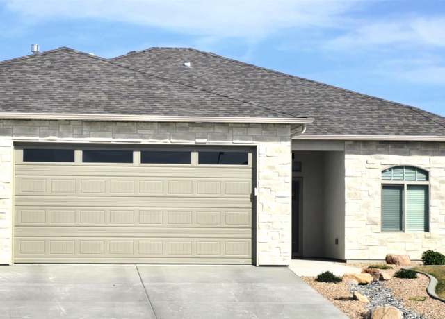 Property at 690 Arran Way Unit B, Grand Junction, CO 81504, 3 beds, 3 baths