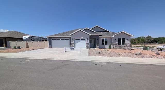 Photo of 627 Orange Grove Way, Grand Junction, CO 81504