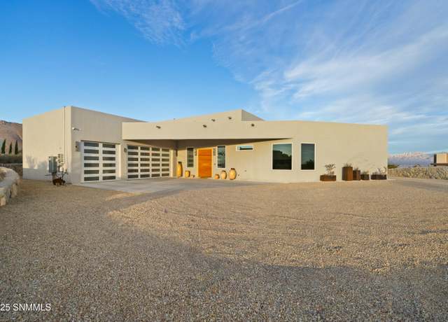 Property at 1675 Stonegate Ln, Las Cruces, NM 88007, 4 beds, 5.5 baths