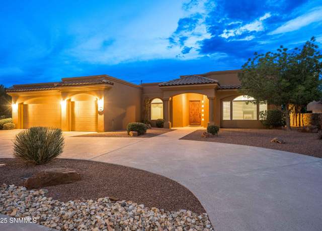 Property at 1901 Lone Tree Ln, Las Cruces, NM 88011, 3 beds, 2.5 baths