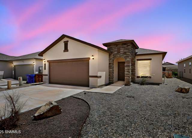 Property at 4626 Helia Ave, Las Cruces, NM 88012, 3 beds, 2 baths