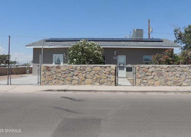 Property at 1915 Palomas Ave, Las Cruces, NM 88001, 3 beds, 2 baths