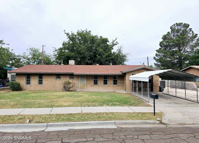 Property at 1845 Golden Dr, Las Cruces, NM 88005, 3 beds, 2 baths