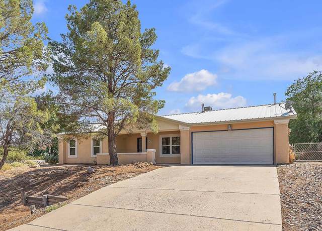 Property at 5466 Amarillo Del Sol, Las Cruces, NM 88007, 4 beds, 3 baths