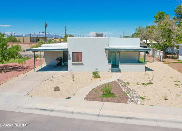 Property at 604 El Prado Ave, Las Cruces, NM 88005, 4 beds, 2 baths