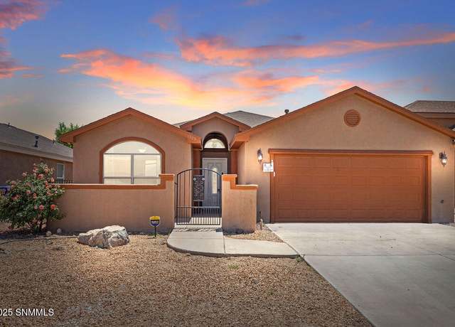 Property at 1303 Fountain Loop Loop, Las Cruces, NM 88007, 3 beds, 2 baths