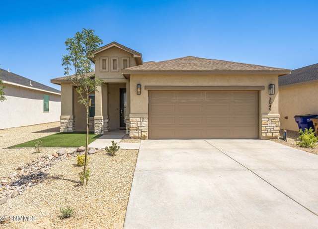 Property at 3049 San Jenaro Dr, Las Cruces, NM 88012, 3 beds, 2 baths