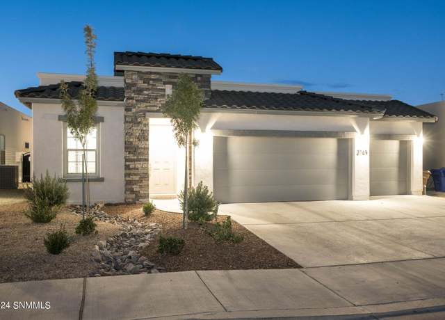 Property at 3769 Sirocco Ave, Las Cruces, NM 88012, 3 beds, 2 baths