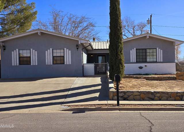 Property at 1726 Stanton Ave, Las Cruces, NM 88001, 3 beds, 2 baths