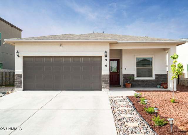 Property at 916 Brass Hl, Sunland Park, NM 88008, 3 beds, 2 baths