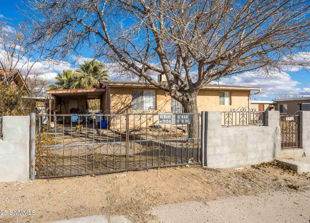 Property at 240 N Martinez St, Las Cruces, NM 88011, 2 beds, 1 bath